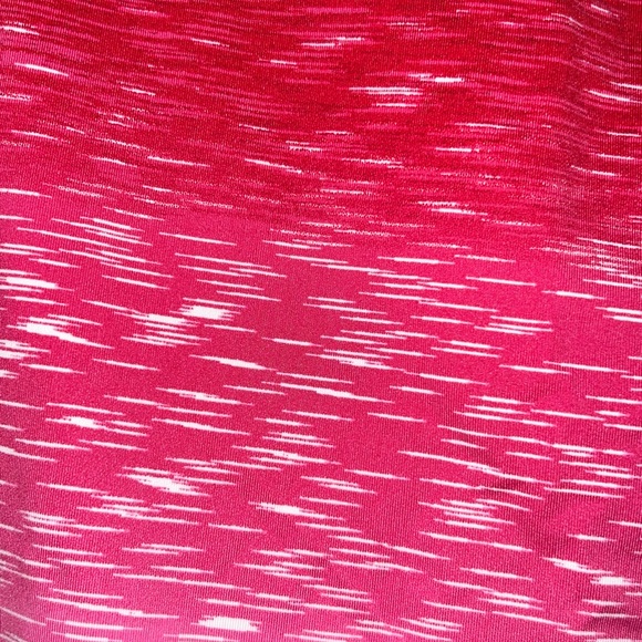 Ombre Athletic Top - Picture 2 of 3